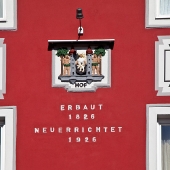 Wappen an der Fassade
