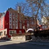 Hotel with beer garden